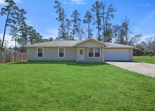 Property at 10498 Royal Cullum Dr, Conroe, TX 77303, 3 beds, 2 baths