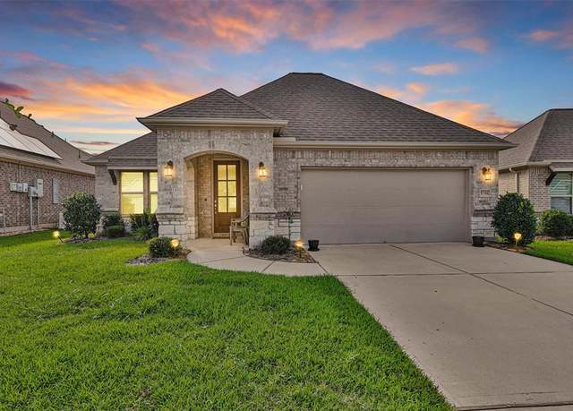 Property at 5746 Lakeside Villas Ct, Conroe, TX 77304, 2 beds, 2 baths