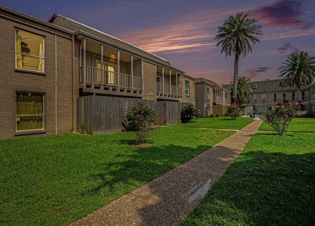 Property at 215 Post Office St #508, Galveston, TX 77550, 2 beds, 1 bath