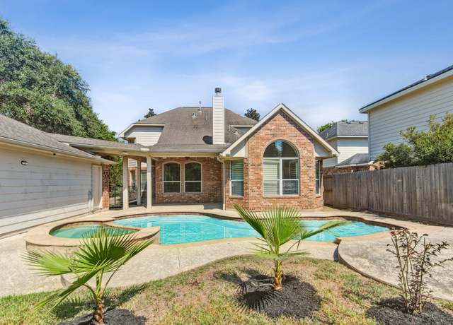 Property at 10502 Ginger Gln, Missouri City, TX 77459, 5 beds, 3 baths
