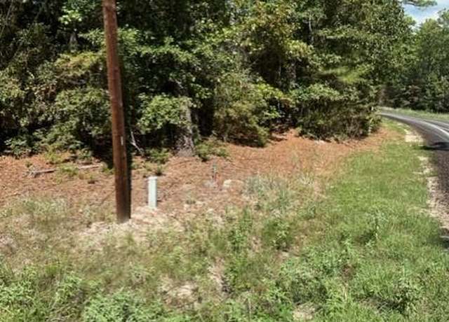 Property at 110 Pine Point Cir, Onalaska, TX 77360