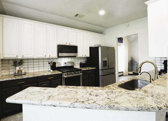Property at 3706 Hawkins Ct, Missouri City, TX 77459, 3 beds, 2 baths