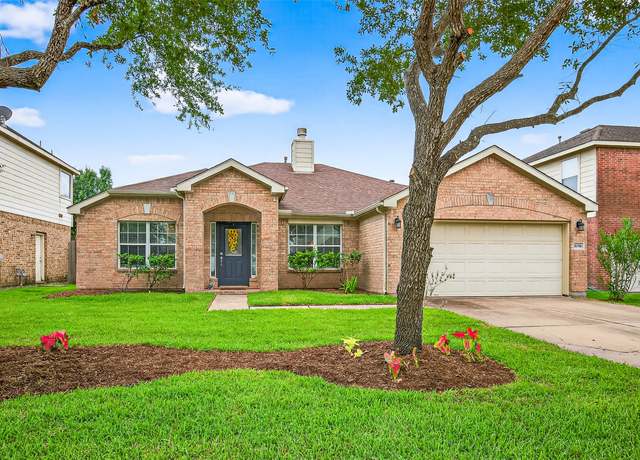 Property at 2718 Coyote Trl, Missouri City, TX 77459, 3 beds, 2 baths
