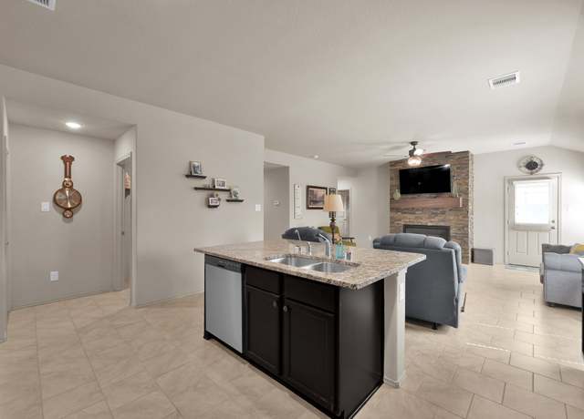 Property at 9923 Berlandier Ash Ln, Tomball, TX 77375, 3 beds, 2 baths