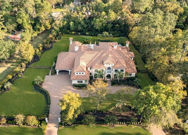 Property at 30 Legato Way, The Woodlands, TX 77382, 5 beds, 5.5 baths