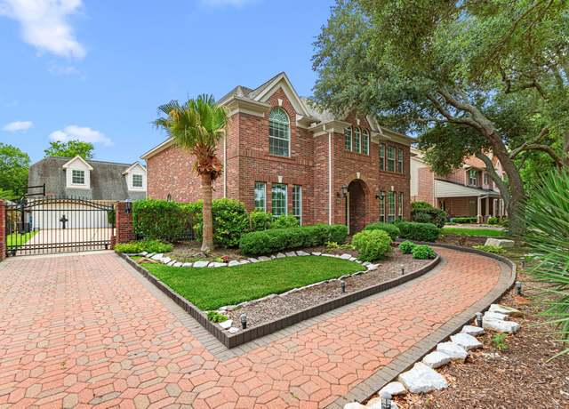 Property at 3815 Griffin Ln, Missouri City, TX 77459, 5 beds, 5.5 baths