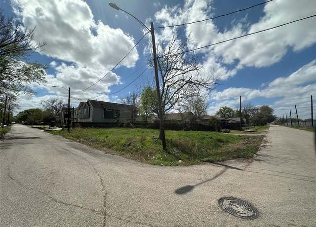 Property at 5120 Lee St, Houston, TX 77020