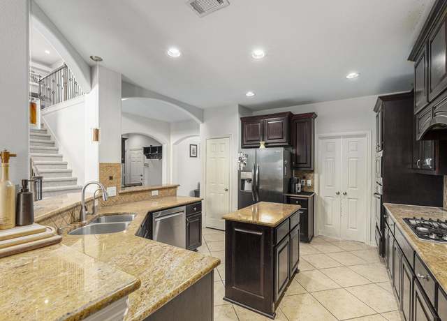 Property at 19019 Crest Cove Dr, Cypress, TX 77433, 4 beds, 3.5 baths
