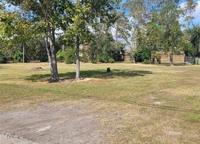 Property at 900 E Meyer Rd, Seabrook, TX 77586