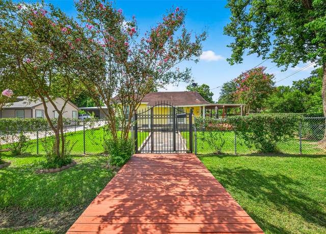 Property at 3302 Sparks St, Houston, TX 77093, 3 beds, 2 baths