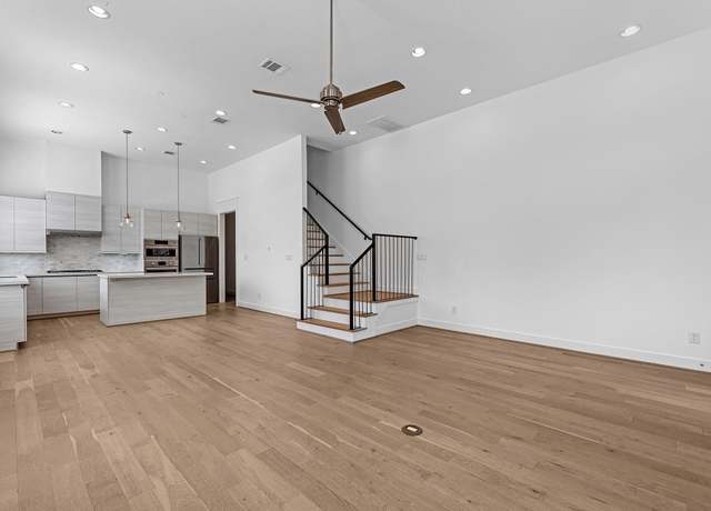 Property at 3324 Stanling Brook Ln, Houston, TX 77080, 3 beds, 2.5 baths