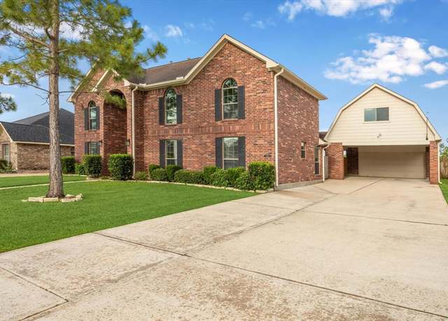 Property at 3614 Quarter Horse Trl, Manvel, TX 77578, 5 beds, 3.5 baths