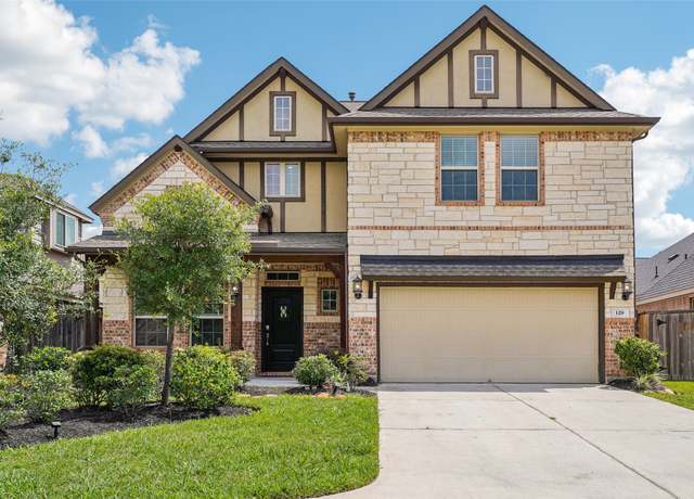 Property at 129 S Bearkat Ct, Montgomery, TX 77316, 4 beds, 3.5 baths