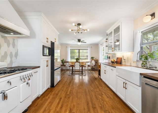Property at 6625 Fairfield St, Houston, TX 77023, 3 beds, 2 baths