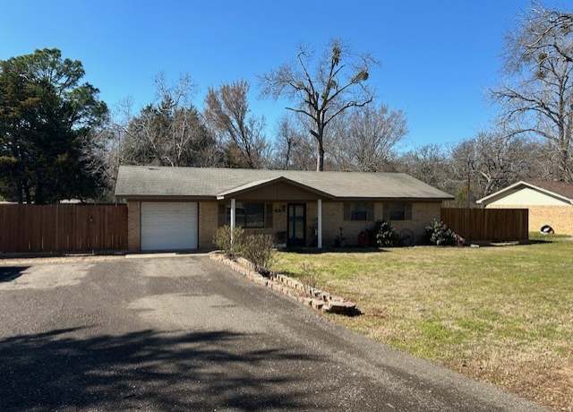 Property at 101 Fcr 1241, Fairfield, TX 75840, 3 beds, 1.5 baths