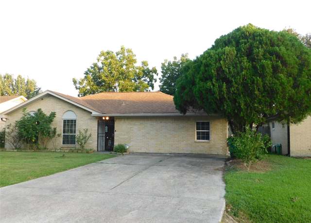 Property at 8138 Constellation Ln, Houston, TX 77075, 4 beds, 2 baths