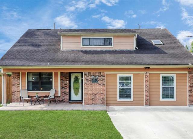 Property at 5522 Cannonway Dr, Houston, TX 77032, 5 beds, 2.5 baths