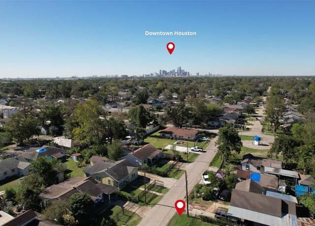 Property at 7007 Eagle Pass St, Houston, TX 77020