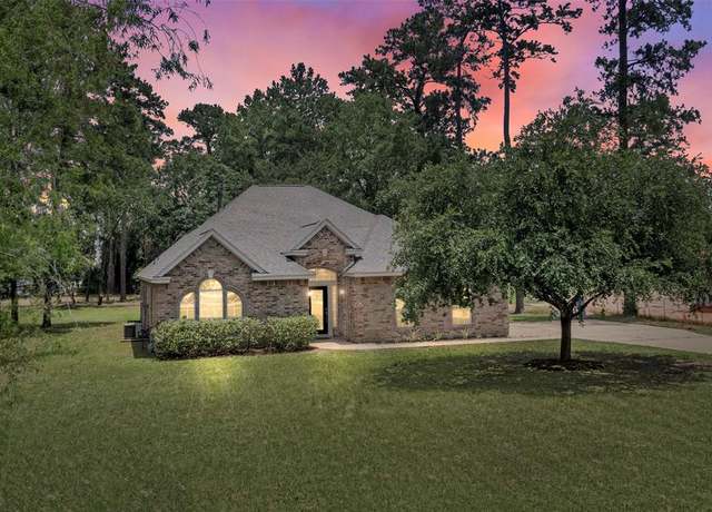 Property at 22618 Trailwood Ln, Tomball, TX 77375, 4 beds, 2 baths