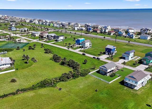 Property at 18606 Shaman Dr, Galveston, TX 77554, 3 beds, 2 baths