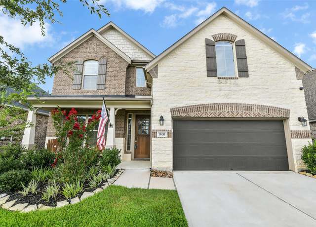 Property at 19430 Gray Mare Dr, Tomball, TX 77377, 4 beds, 2.5 baths