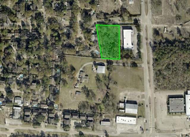 Property at 7051 Majestic Oaks Dr, Houston, TX 77088