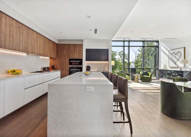 Property at 5104 Caroline St #203, Houston, TX 77004, 3 beds, 3.5 baths