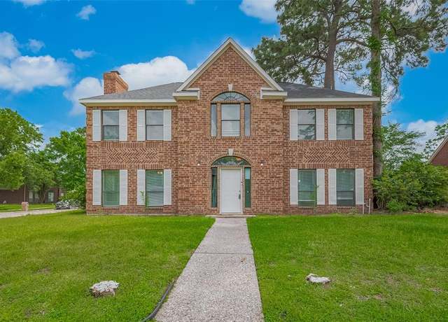 Property at 215 Wood Circle Ln, Houston, TX 77015, 4 beds, 2.5 baths
