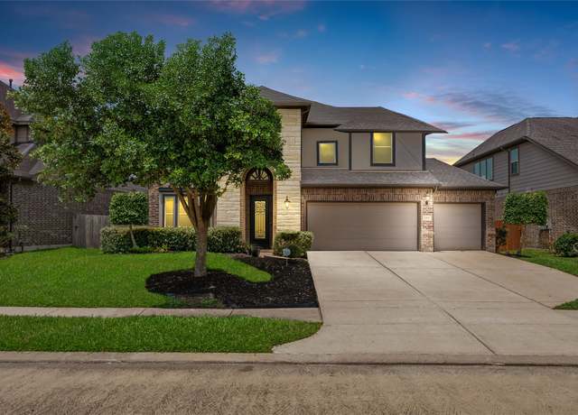 Property at 2978 Vintage Park Ln, Pearland, TX 77584, 4 beds, 3.5 baths