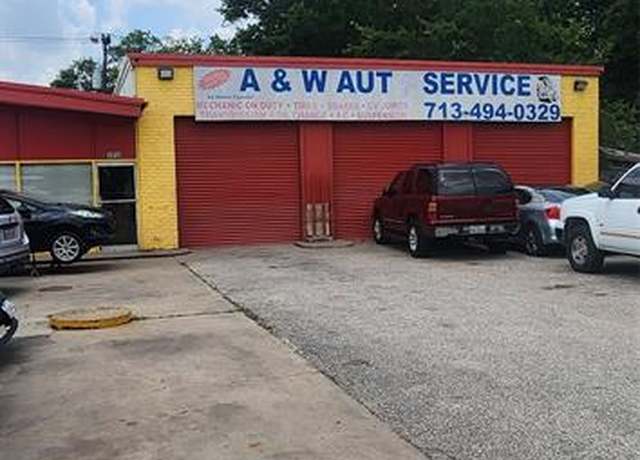 Property at 5850 W Airport Blvd, Houston, TX 77035