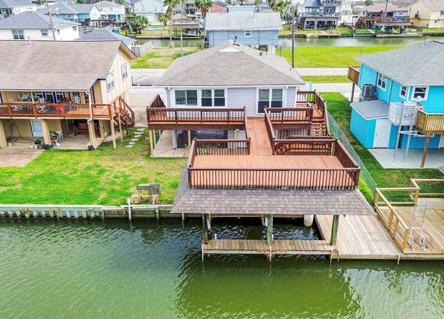 Property at 485 Pompano St, Hitchcock, TX 77563, 2 beds, 1.5 baths
