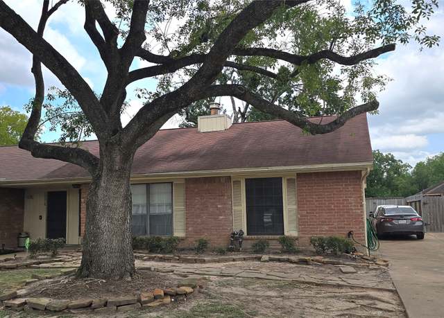 Property at 19214 Lazy Valley Dr, Katy, TX 77449, 3 beds, 2 baths