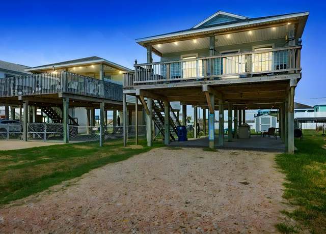 Property at 1110 Treaty Dr, Surfside Beach, TX 77541, 3 beds, 2 baths