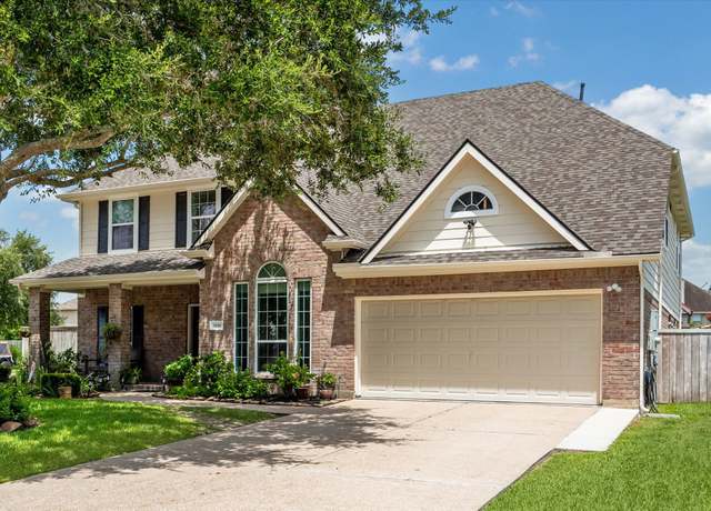 Property at 3816 Pine Lake Dr, Pearland, TX 77581, 4 beds, 3.5 baths