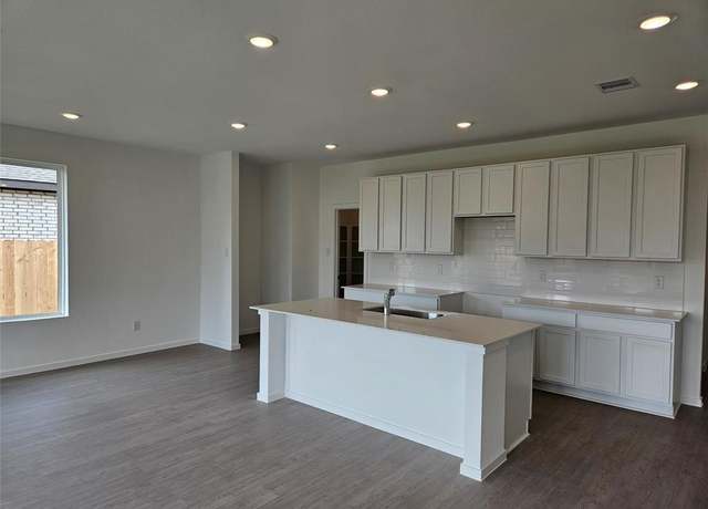 Property at 3061 Avenida Sonoma Dr, Katy, TX 77493, 4 beds, 2 baths