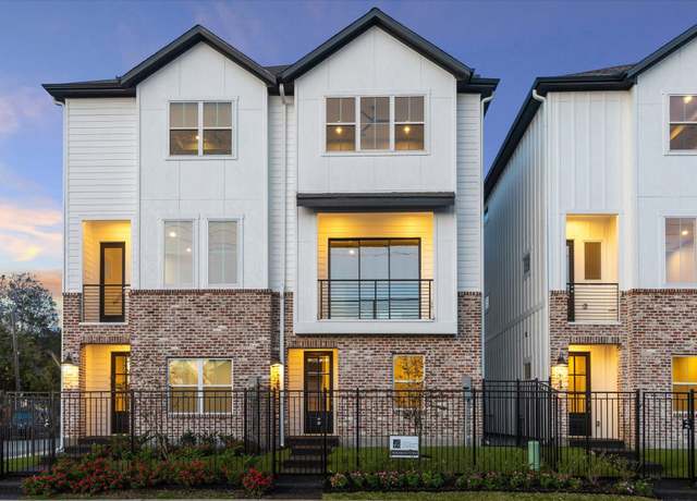 Property at 147 Eastwood St, Houston, TX 77011, 3 beds, 3.5 baths