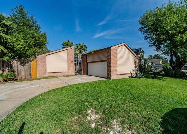 Property at 3031 Ashford Trail Dr, Houston, TX 77082, 3 beds, 2 baths