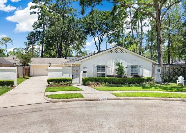 Property at 12302 Overcup Dr, Houston, TX 77024, 4 beds, 2.5 baths