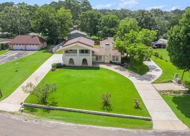 Property at 235 Lakeview Hbr, Onalaska, TX 77360, 4 beds, 3 baths