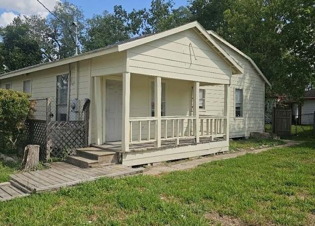 Property at 8010 Miley St, Houston, TX 77028, 3 beds, 2 baths