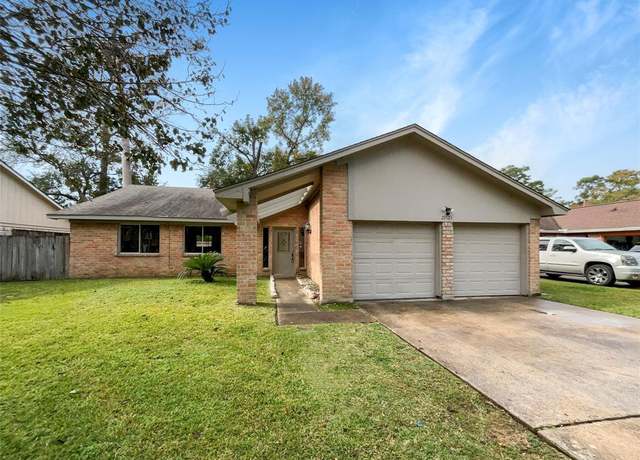 Property at 23523 Briarcreek Blvd, Spring, TX 77373, 3 beds, 2 baths