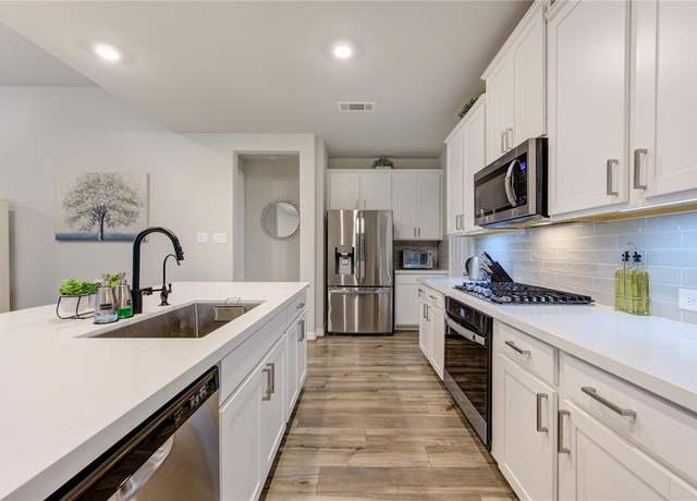 Property at 2432 Solaris Bend Dr, Katy, TX 77493, 4 beds, 2.5 baths