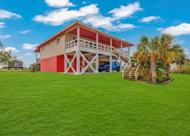Property at 1404 Pickney Ave, Port Bolivar, TX 77650, 3 beds, 2.5 baths