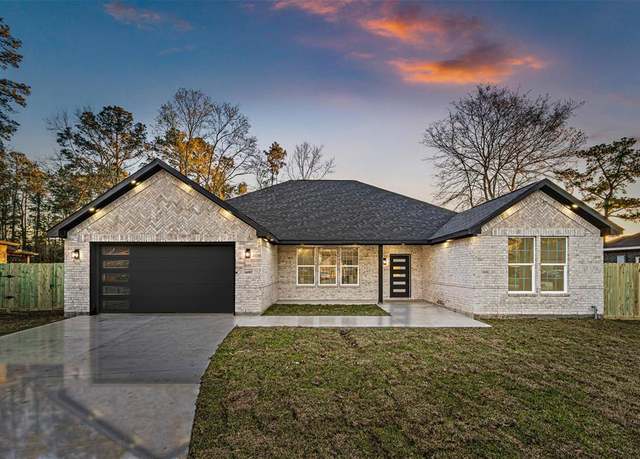 Property at 16507 Horizon Dr, Crosby, TX 77532, 4 beds, 3 baths