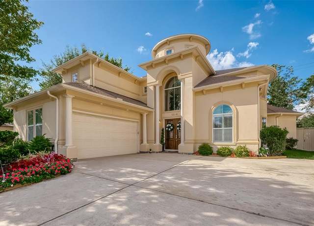 Property at 5514 Bosque St, Houston, TX 77056, 5 beds, 3.5 baths