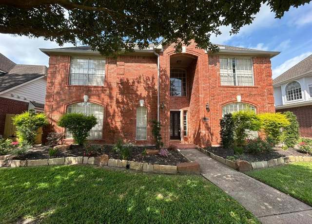 Property at 13618 Hidden Dell Ct, Houston, TX 77059, 4 beds, 2.5 baths