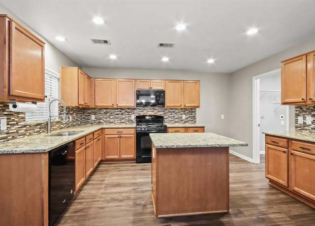 Property at 4522 Woodspring Glen Ln, Houston, TX 77345, 4 beds, 2.5 baths