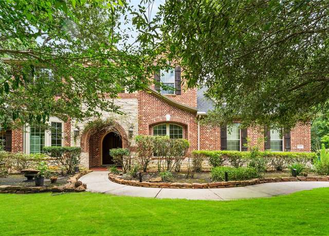 Property at 13262 Autumn Ash Dr, Conroe, TX 77302, 4 beds, 3.5 baths