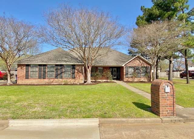 Property at 403 Aspen Bend St, Crockett, TX 75835, 3 beds, 2 baths