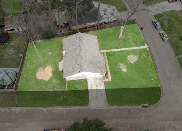 Property at 7322 Willowtex Dr, Humble, TX 77396, 3 beds, 2 baths